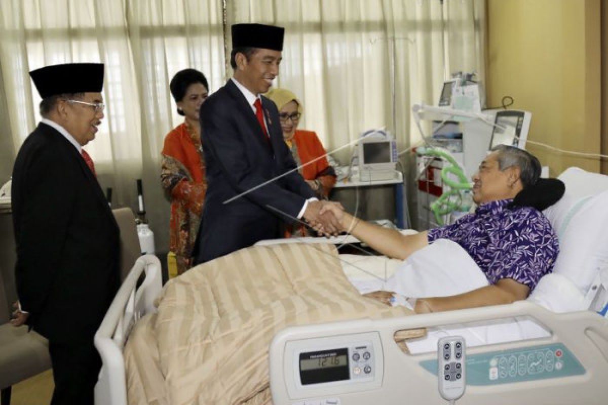 Jokowi: kita berdoa bersama agar pak SBY cepat sembuh