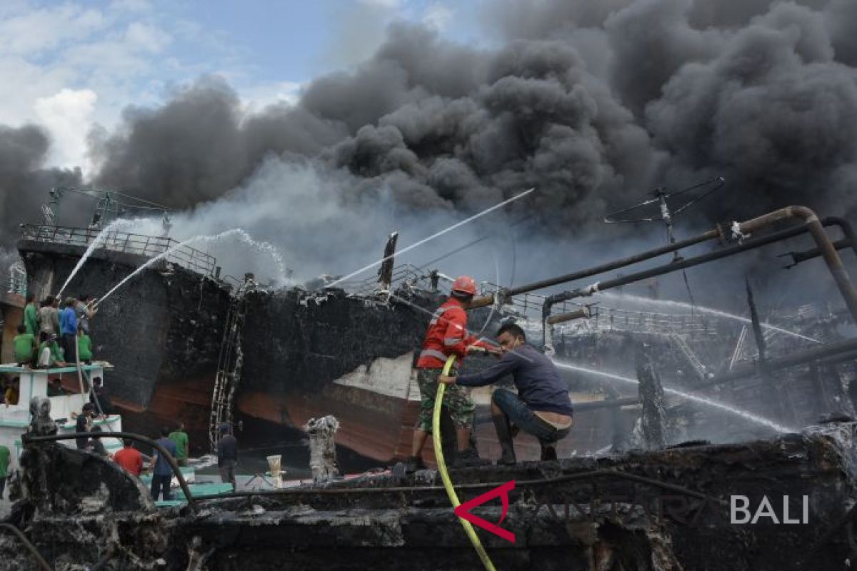 BPBD Denpasar: kapal ikan terbakar karena 