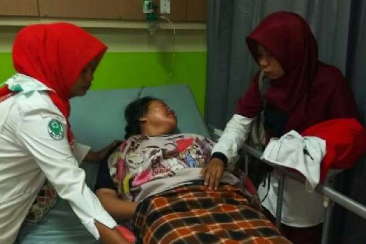 Korban Bentrokan Satpol-PP Kampar Masih Dirawat