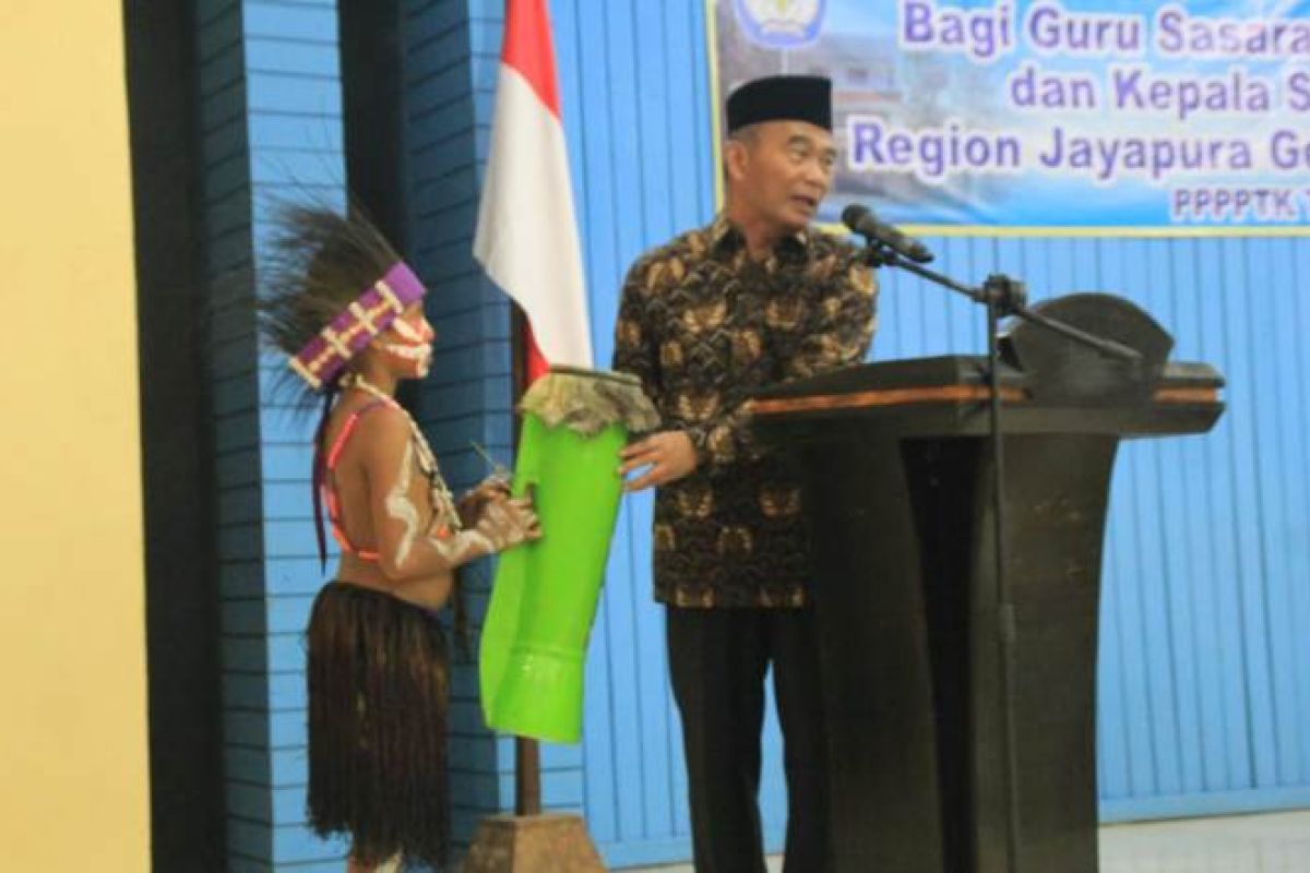 Mendikbud buka pelatihan kurikulum 2013 di Jayapura