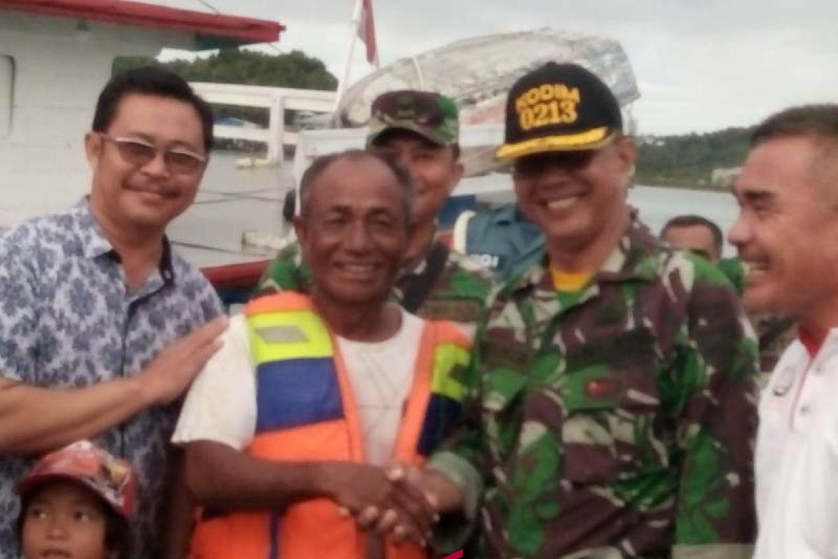 Nelayan yang hilang di Nias Selatan ditemukan selamat