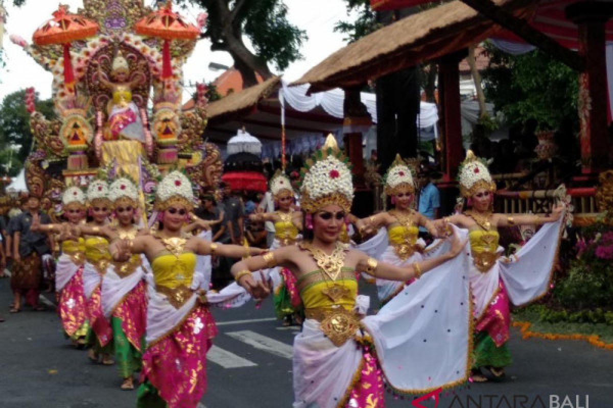 Teater tari Yunnan-Tiongkok ikut meriahkan Pesta Kesenian Bali