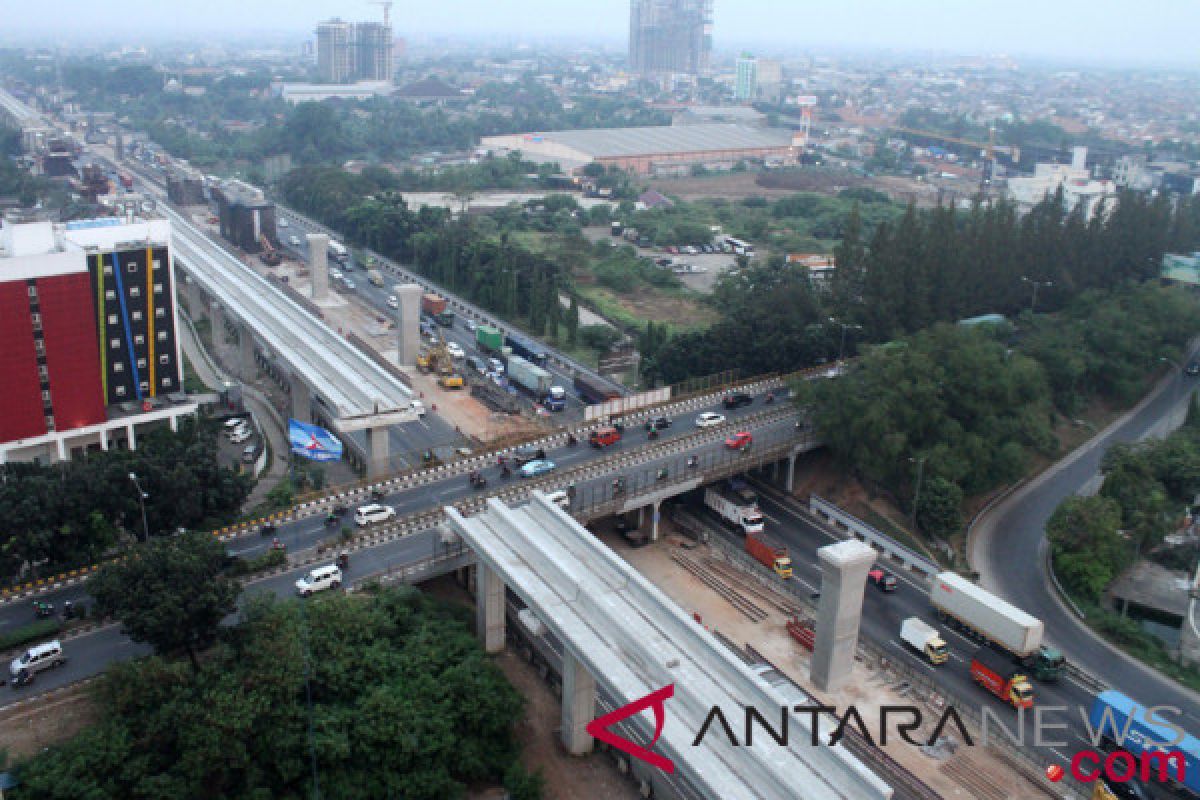 Fifty percent of Jakarta-Cikampek elevated road completed