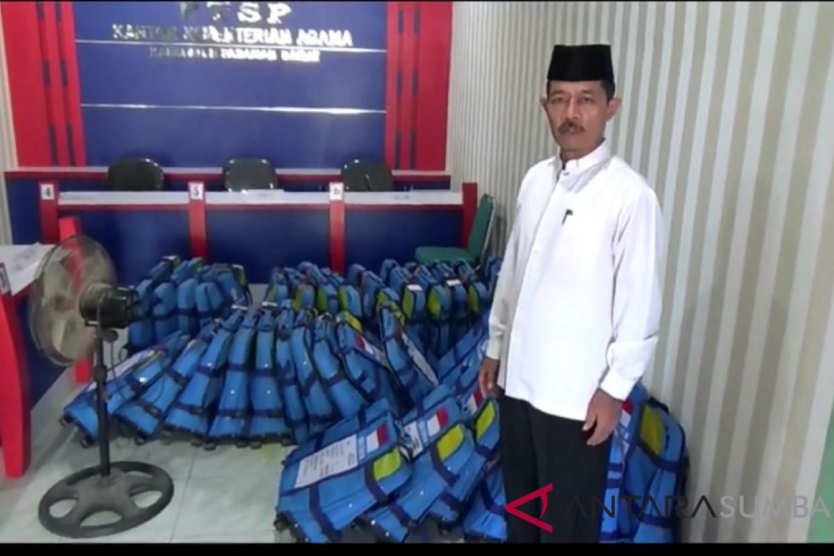 Kemenag Pasaman Barat mulai distribusikan koper calon haji