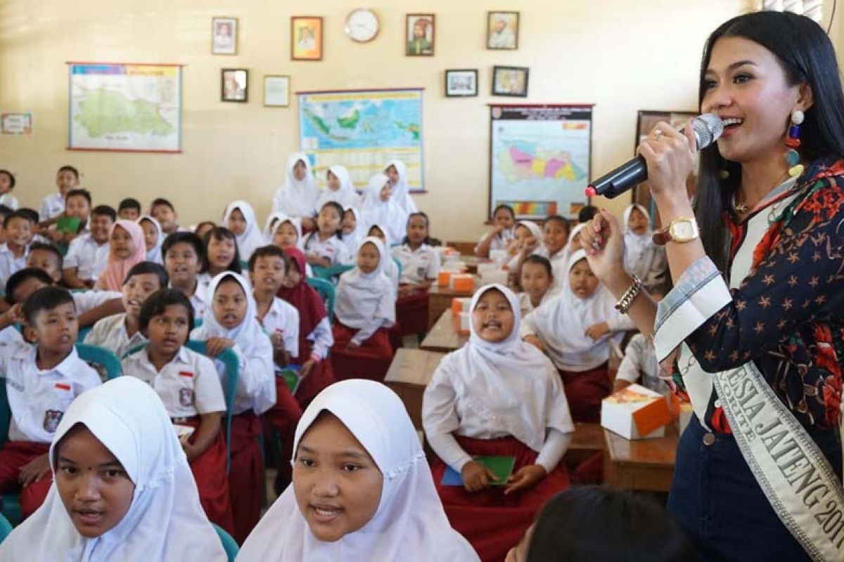Gandeng Finalis Putri Indonesia, PLN kenalkan lingkungan ke siswa SD