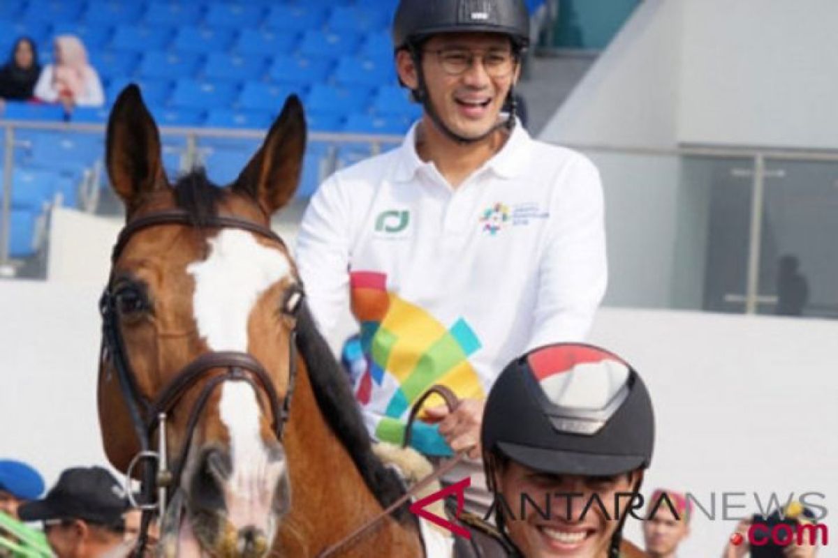 Sandiaga perintahkan copot spanduk Sandi-AHY