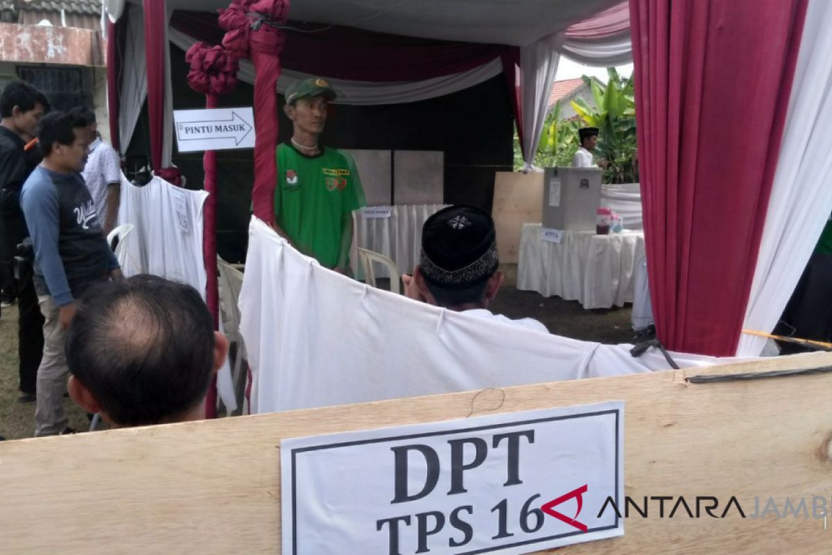 TPS Simpang III Sipin Jambi gelar coblos ulang
