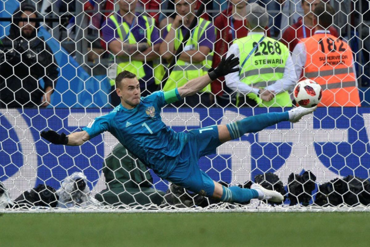 Igor Akinfeev bersyukur kepada Tuhan