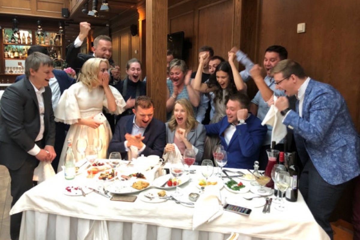 Gol kemenangan jadi kado pasangan pengantin baru asal Rusia