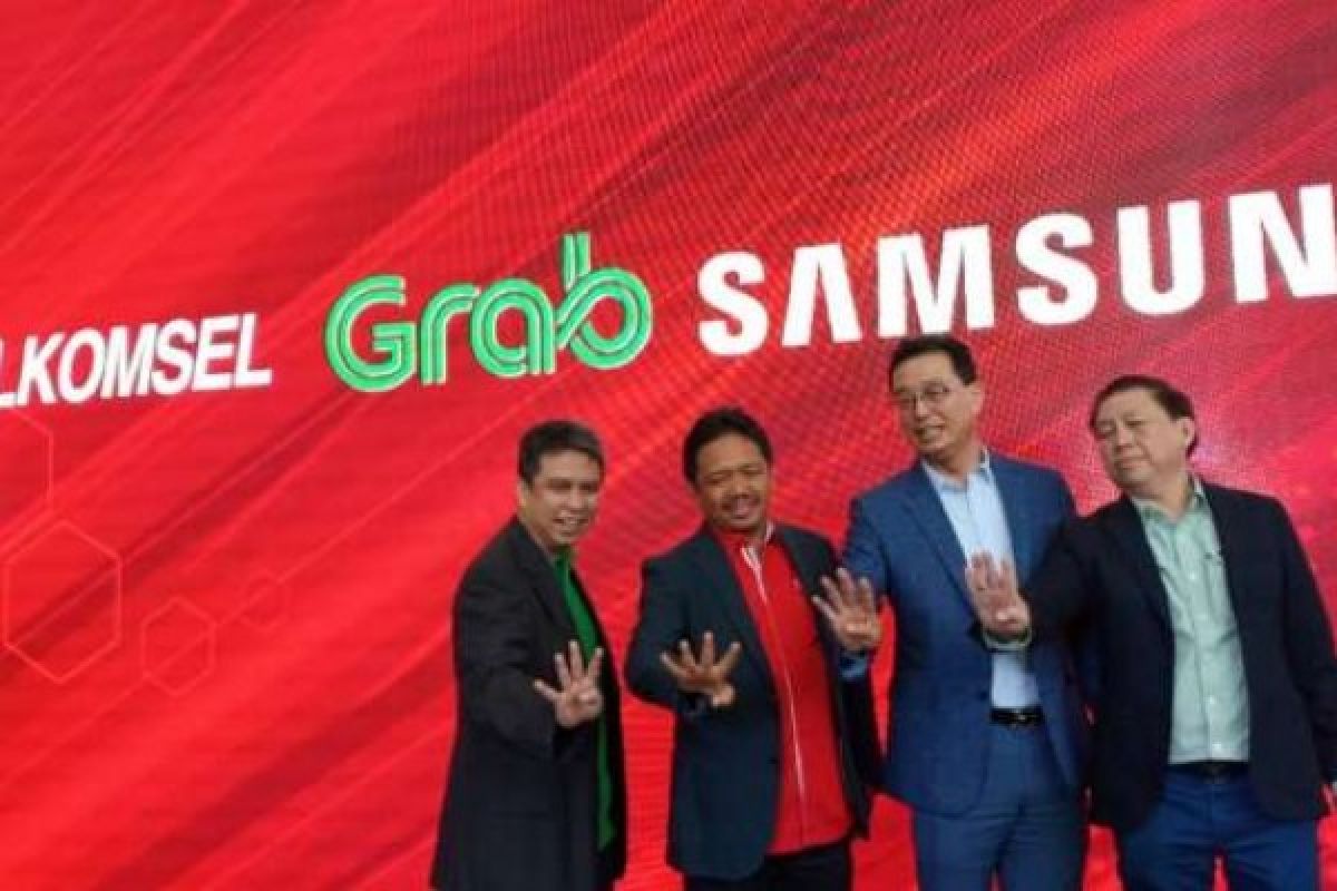 Telkomsel, Grab, Samsung, dan Erafone MoU agar Pengemudi Punya Nilai Tambah
