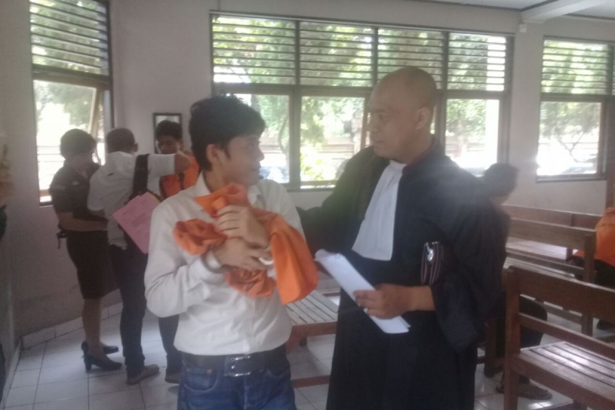 Tiga pengedar sabu-sabu 2 kilogram disidang