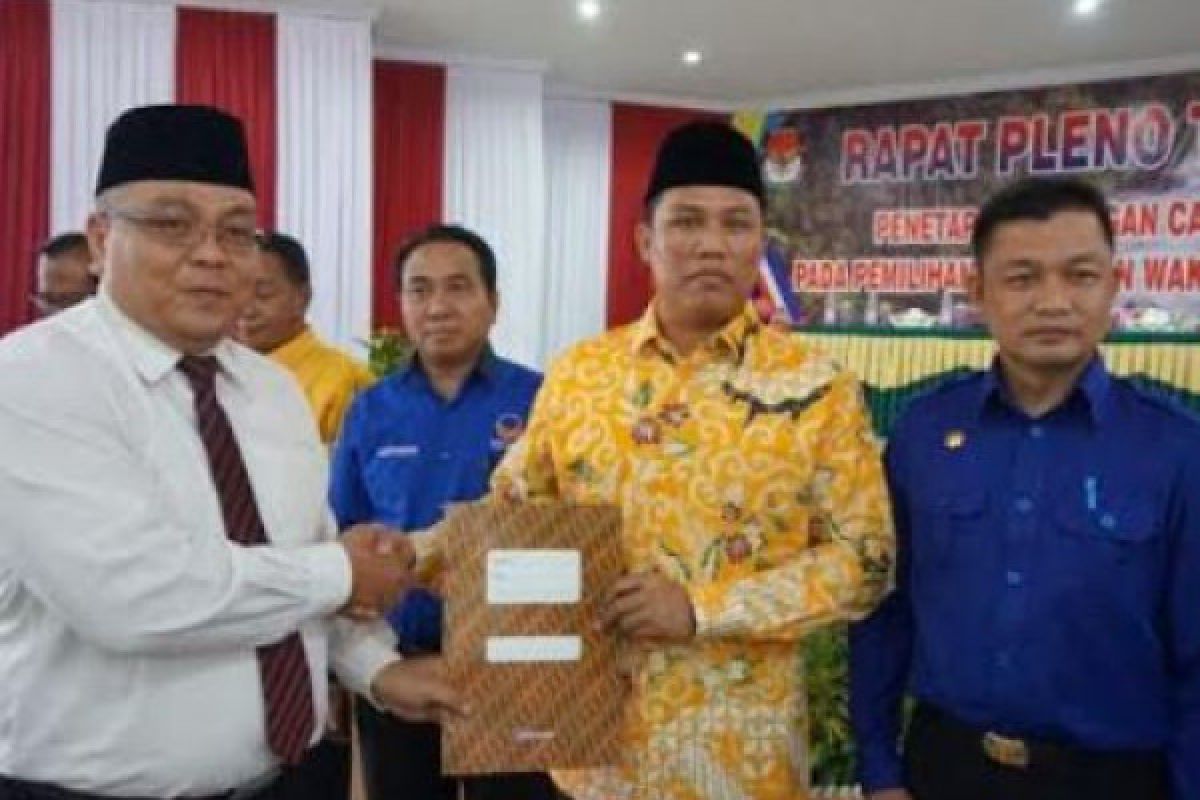 KPU Lamandau tetapkan Hendra-Riko Bupati/Wabup terpilih