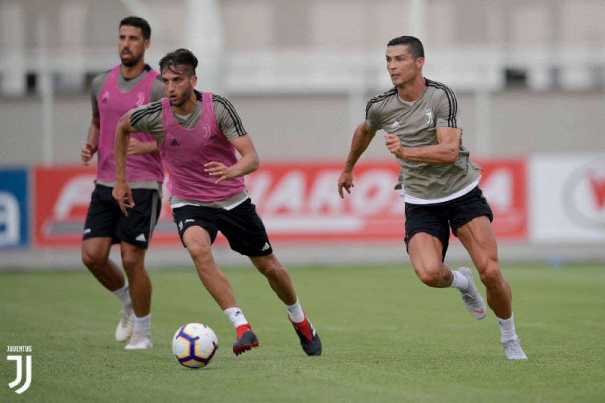 Daniele Rugani punya siasat ampuh hentikan Ronaldo di sesi latihan