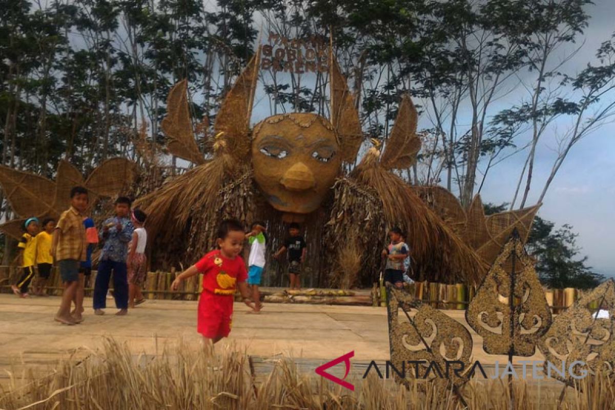 Pemilik prerogatif Festival Lima Gunung itu "Penthul"