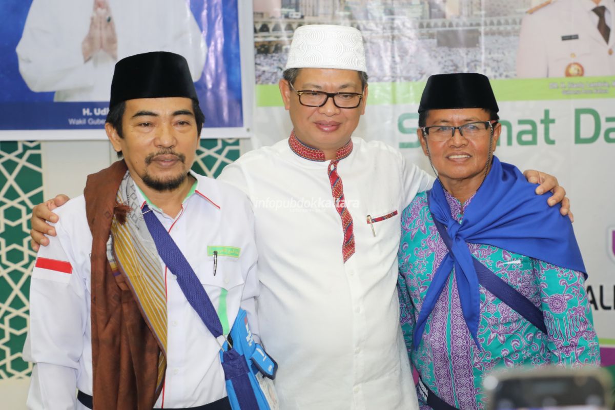 Gubernur Lepas 414 Jamaah Calon Haji Kaltara