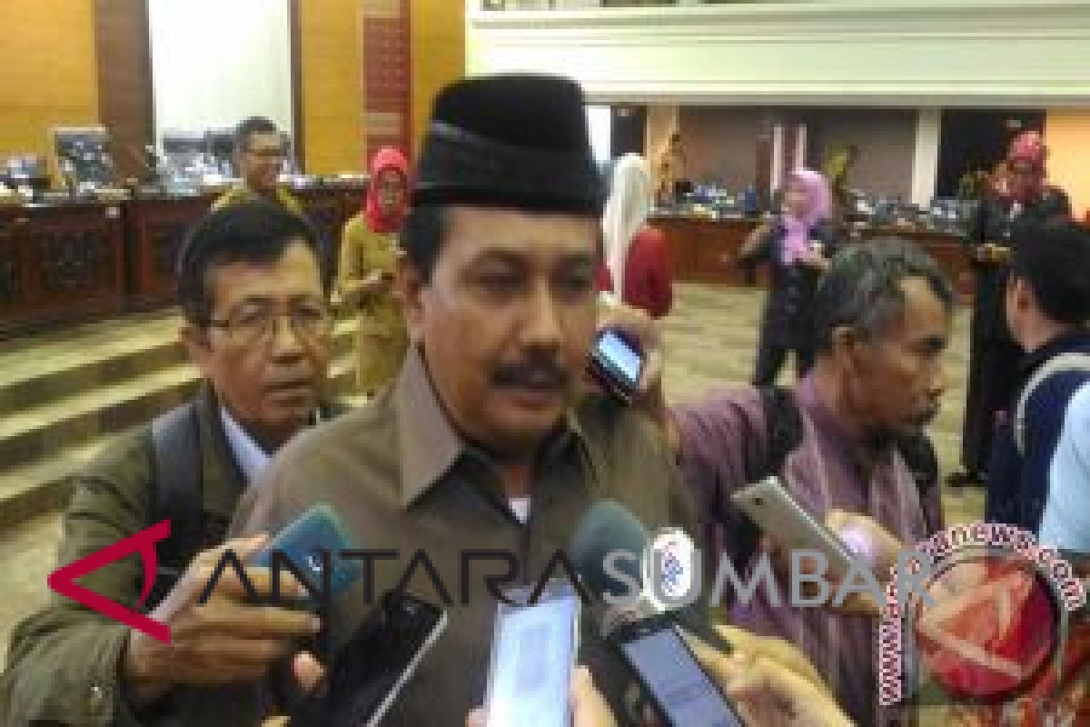 Legislator: kebijakan penambahan modal BUMD harus dievaluasi