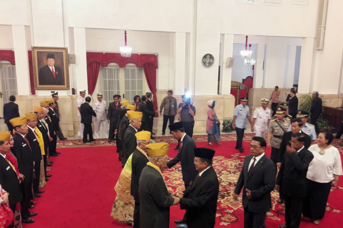 Presiden kukuhkan DPP LVRI