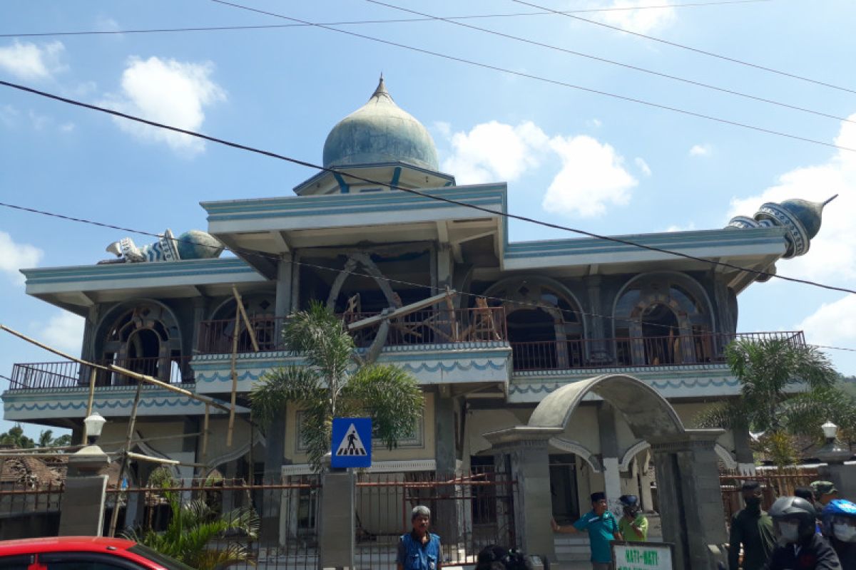 Gubernur Aceh letakkan batu pertama masjid di Lombok