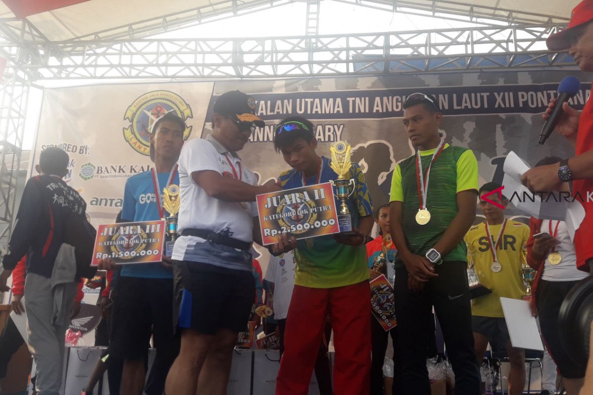 Lantamal Pontianak gelar Fun Run sambut Asian Games