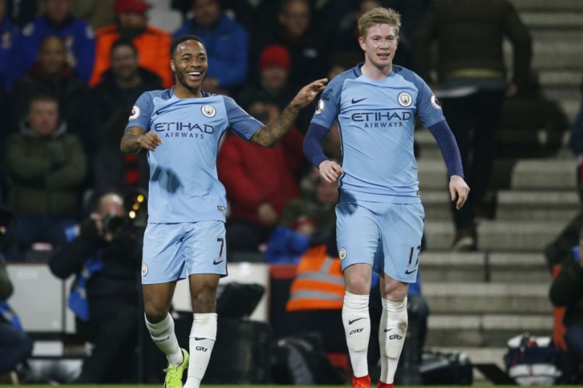 Manchester City siap turunkan De Bruyne-Sterling saat lawan Arsenal