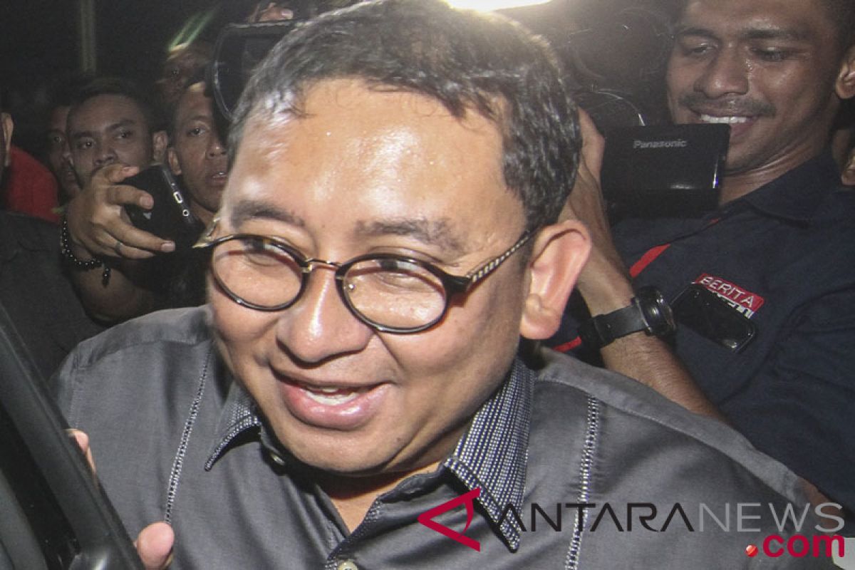 Fadli  Zon minta pemerintah tolak tawaran utang untuk  bencana