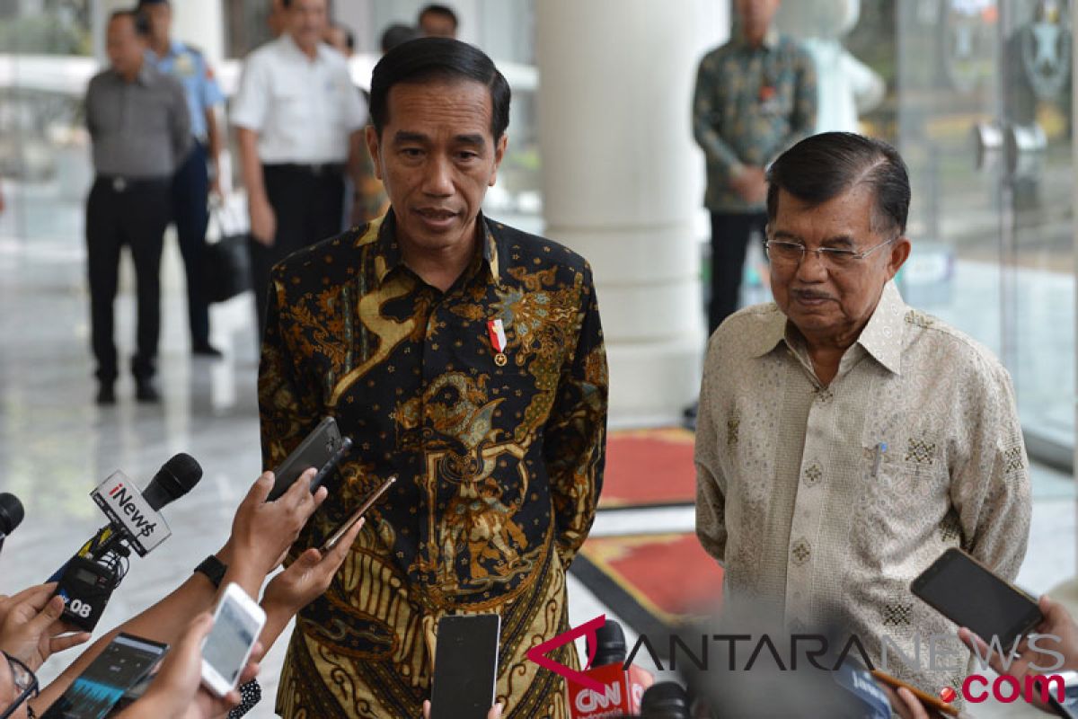 President jokowi visits vice president Kalla