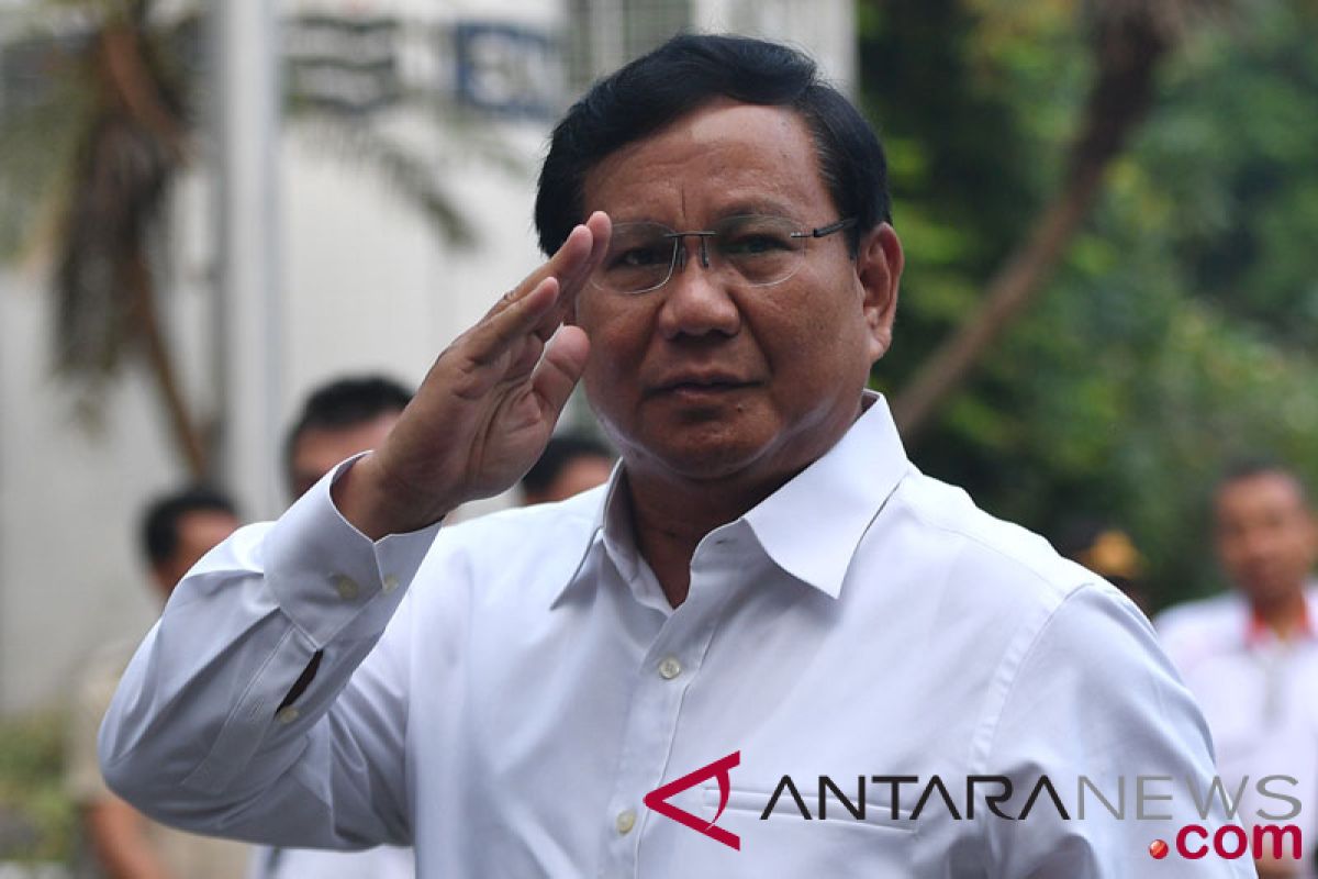 Teriakan "presiden" sambut Prabowo saat tiba di KPU