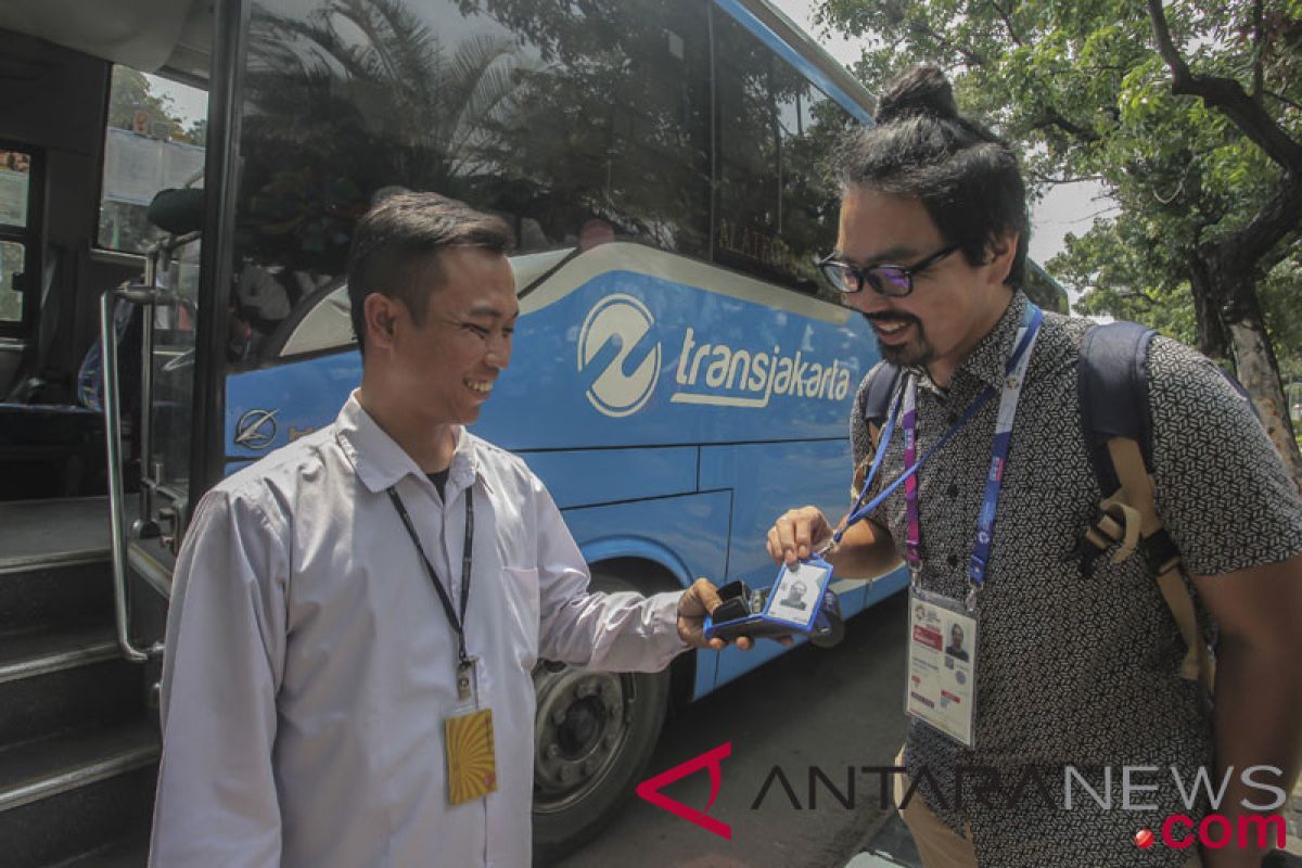 Transjakarta sediakan 10 "shuttle bus" di GBK