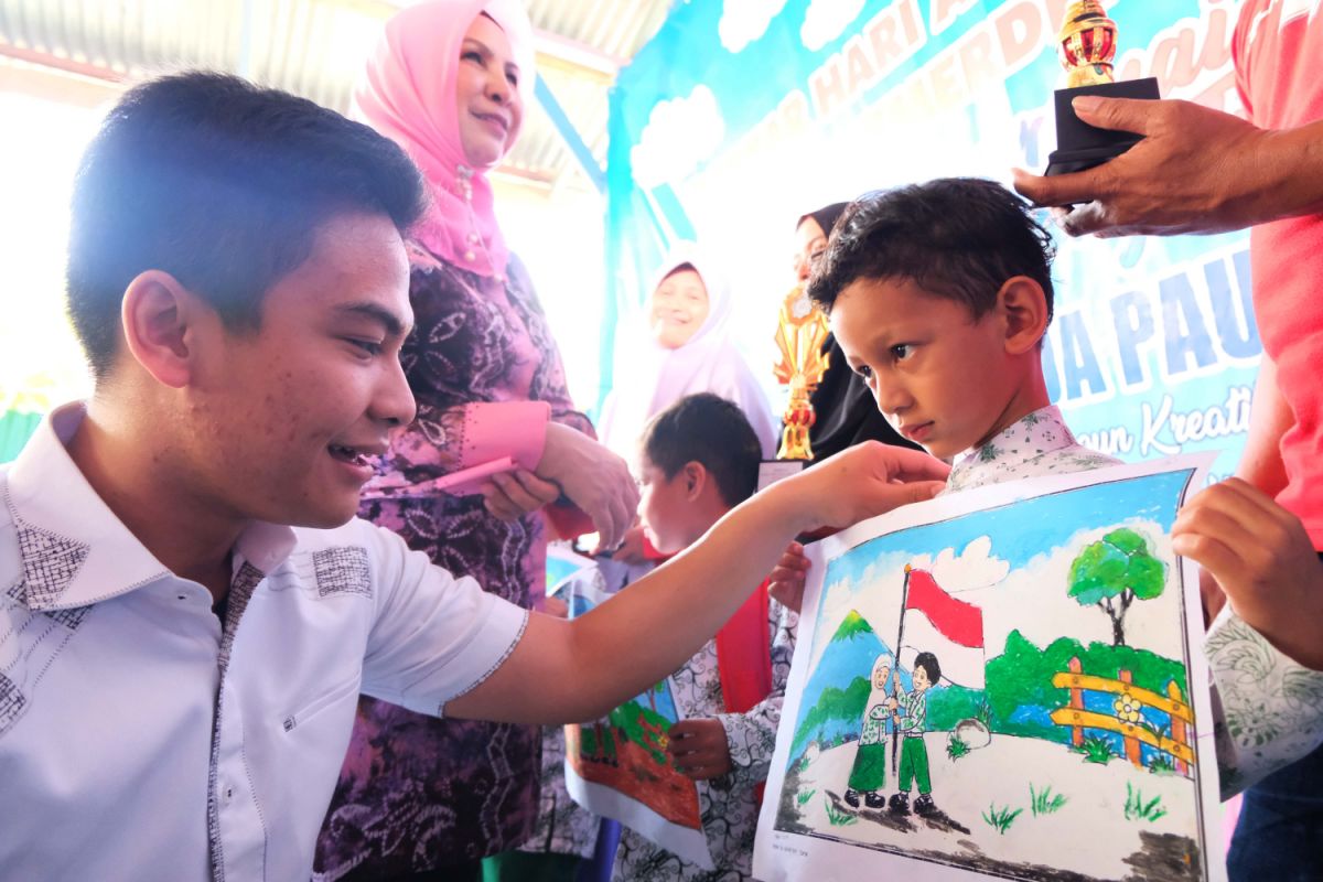 Pacu Pendidikan dengan Literasi