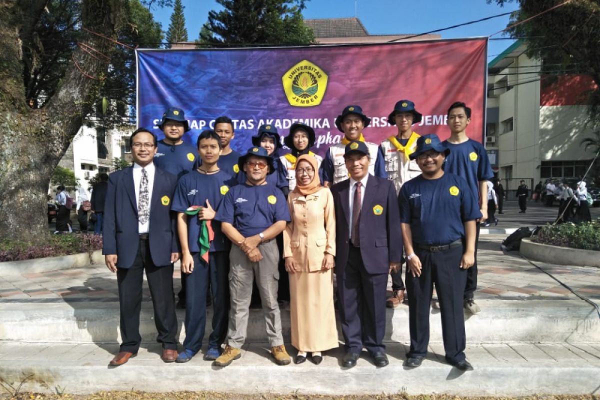 Tim Trauma Healing Unej Bantu Pemulihan Psikologis Korban Gempa di Lombok