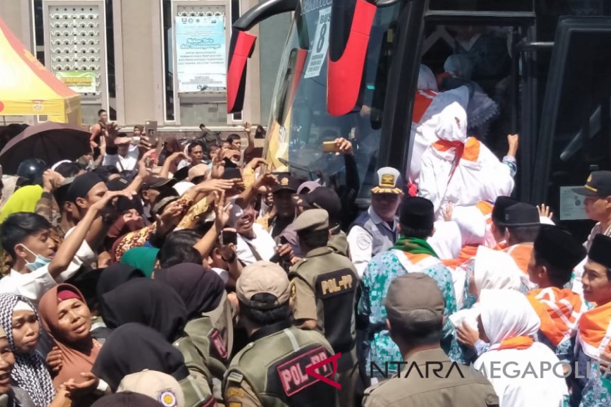 Puluhan calon jamaah haji asal Kota Sukabumi gagal berangkat, ini peenyebabnya