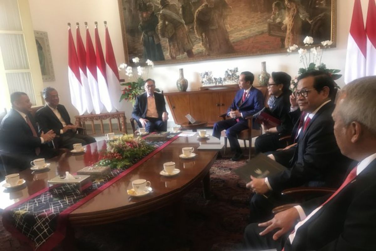 Anwar Ibrahim temui Jokowi di Istana Bogor