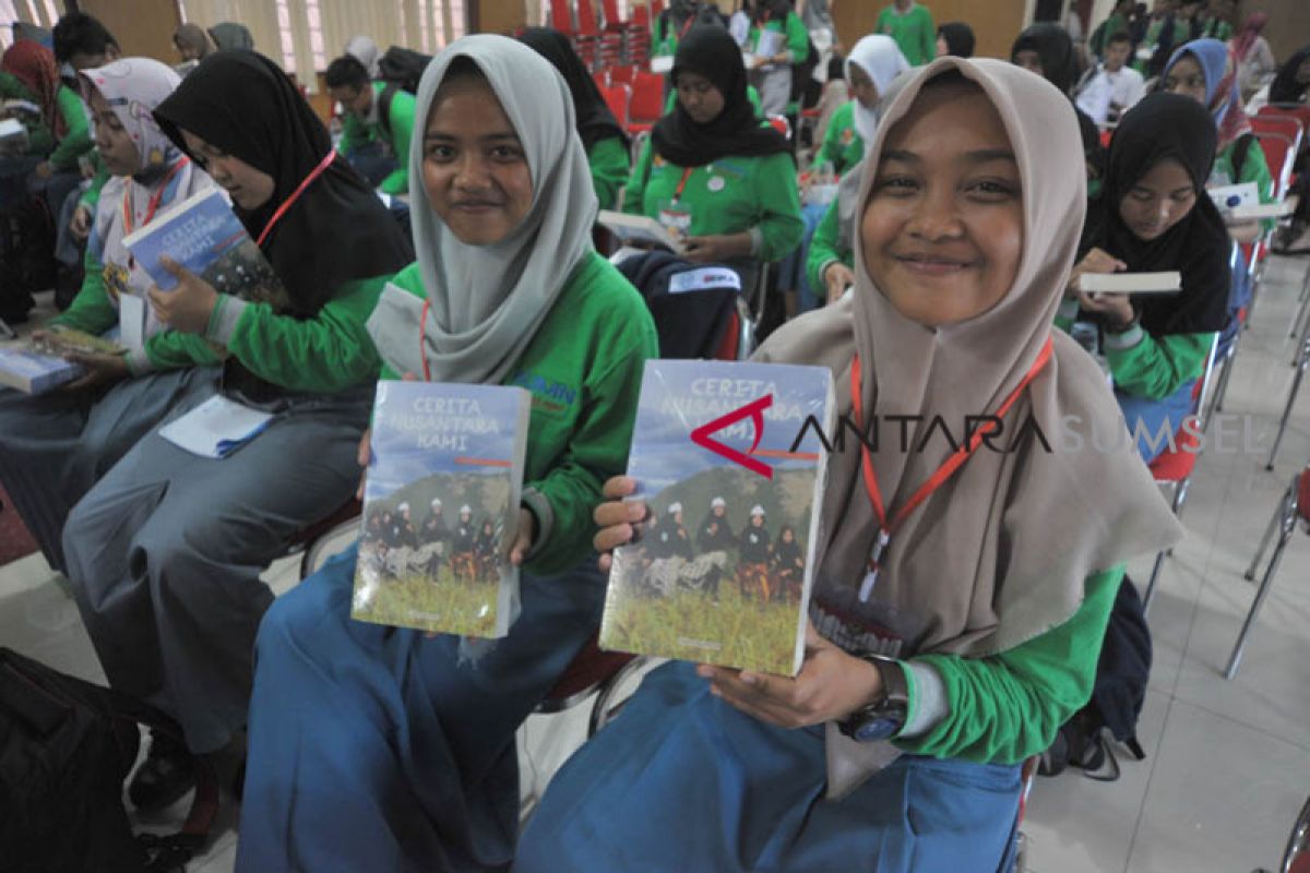 BUMN Hadir - Peserta SMN ikuti bedah buku "Cerita Nusantara Kami"