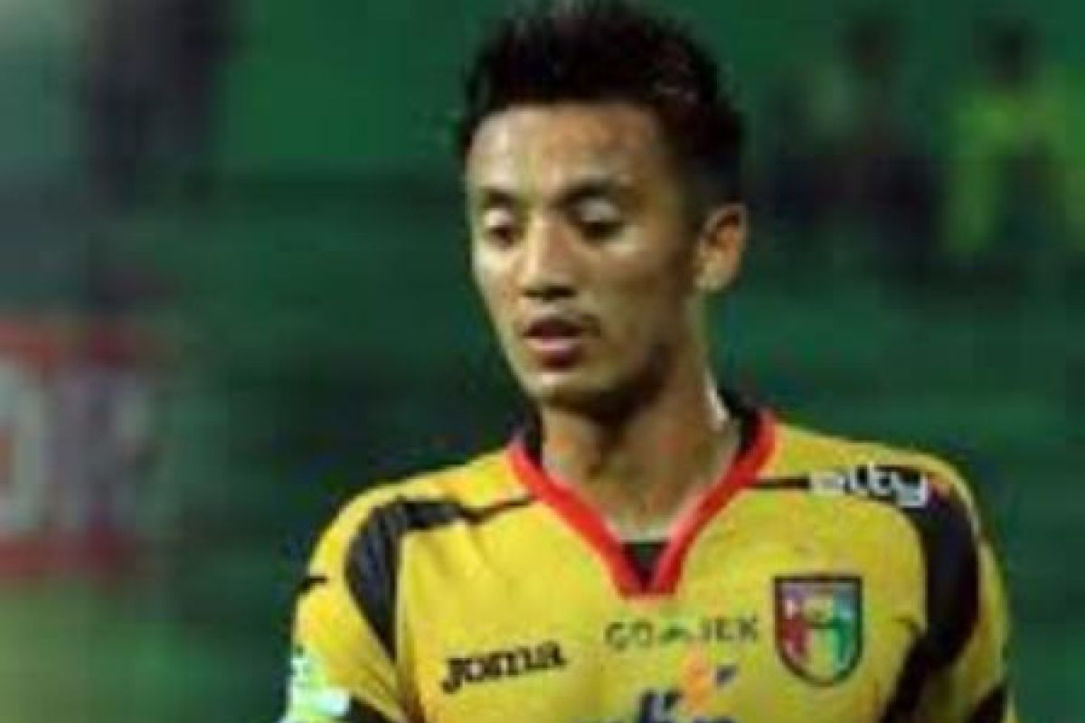 Bayu Pradana bawa Mitra ungguli Persib Bandung