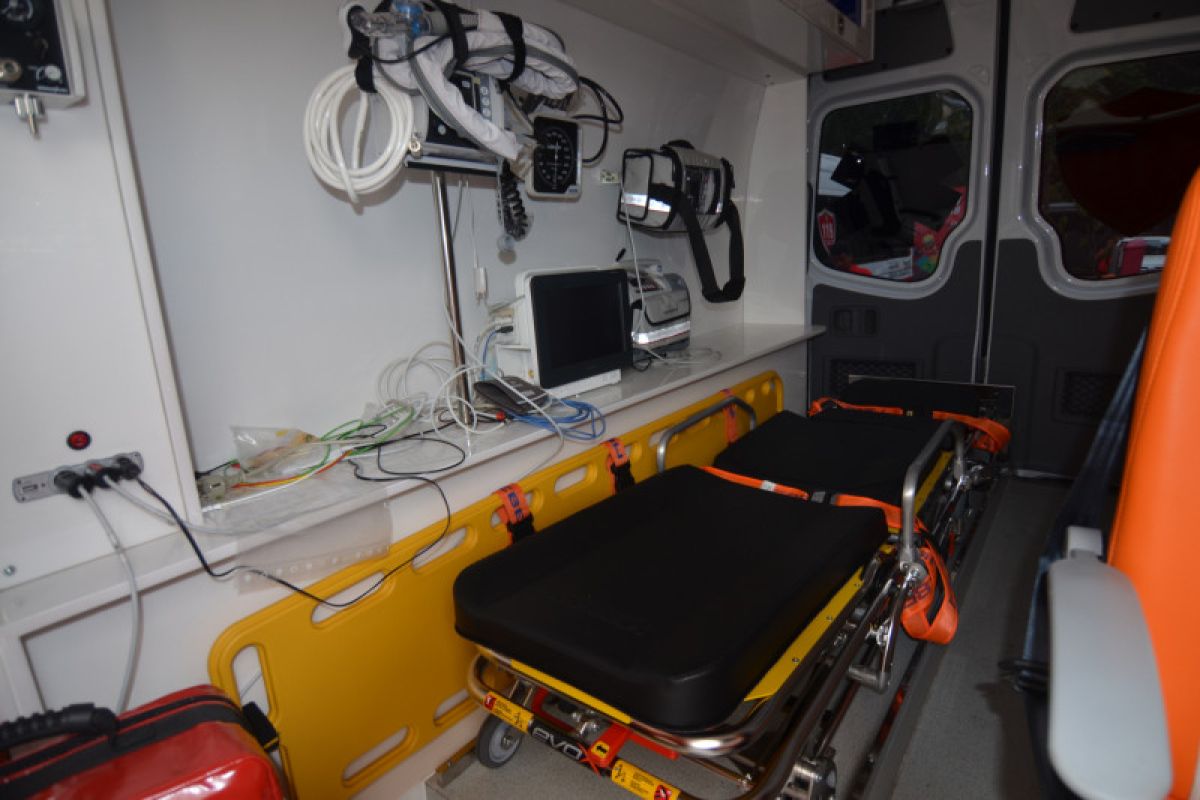 Siswa Sidoarjo ciptakan penstabil tempat tidur ambulans
