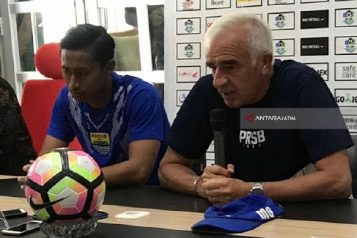 Mario Gomez kecewa Persib dikalahkan Mitra Kukar