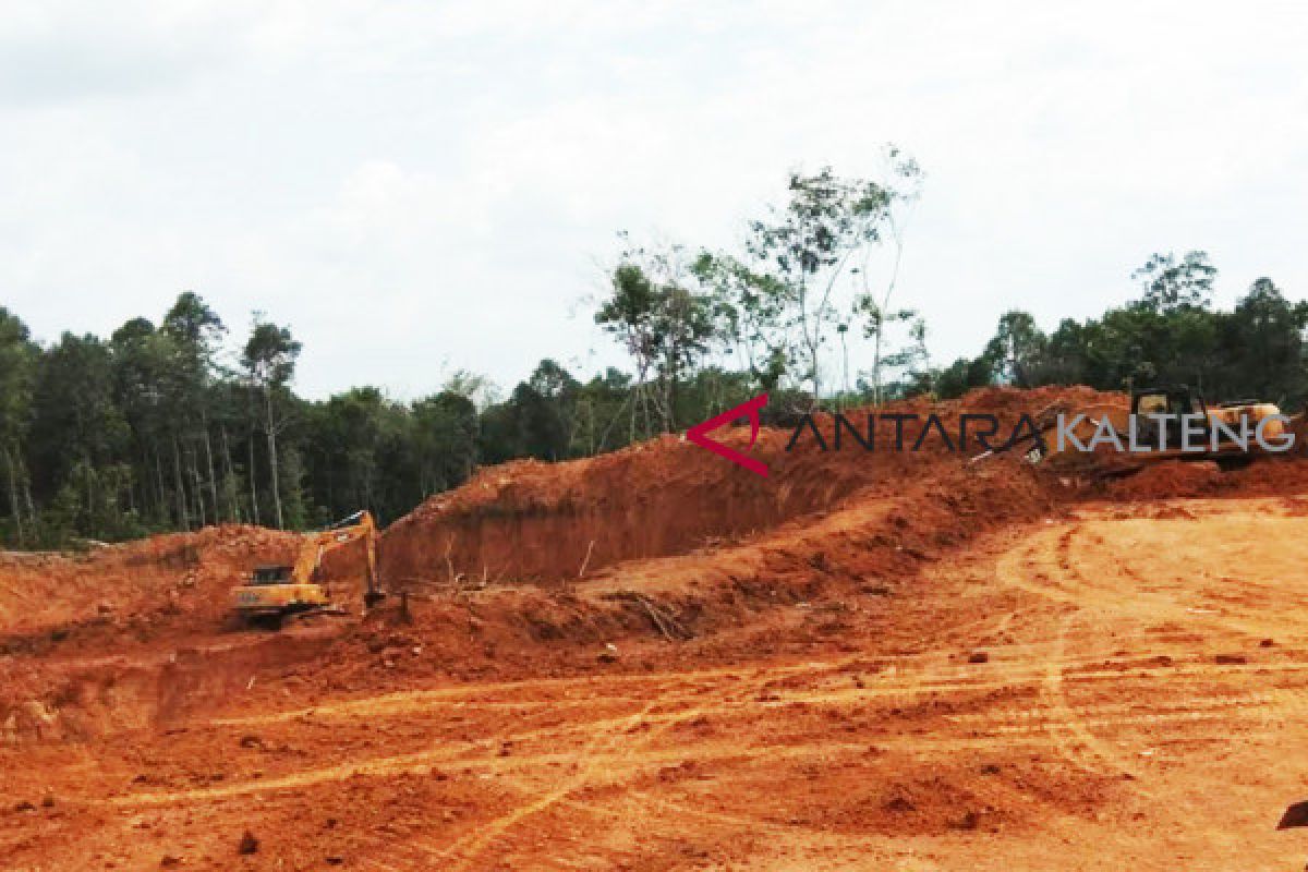 Semua usaha galian tanah di Kabupaten Tangerang tanpa izin