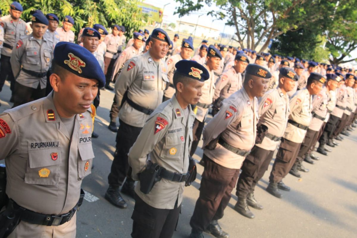 Polda Jatim Kirim 100 Personel Brimob ke Papua