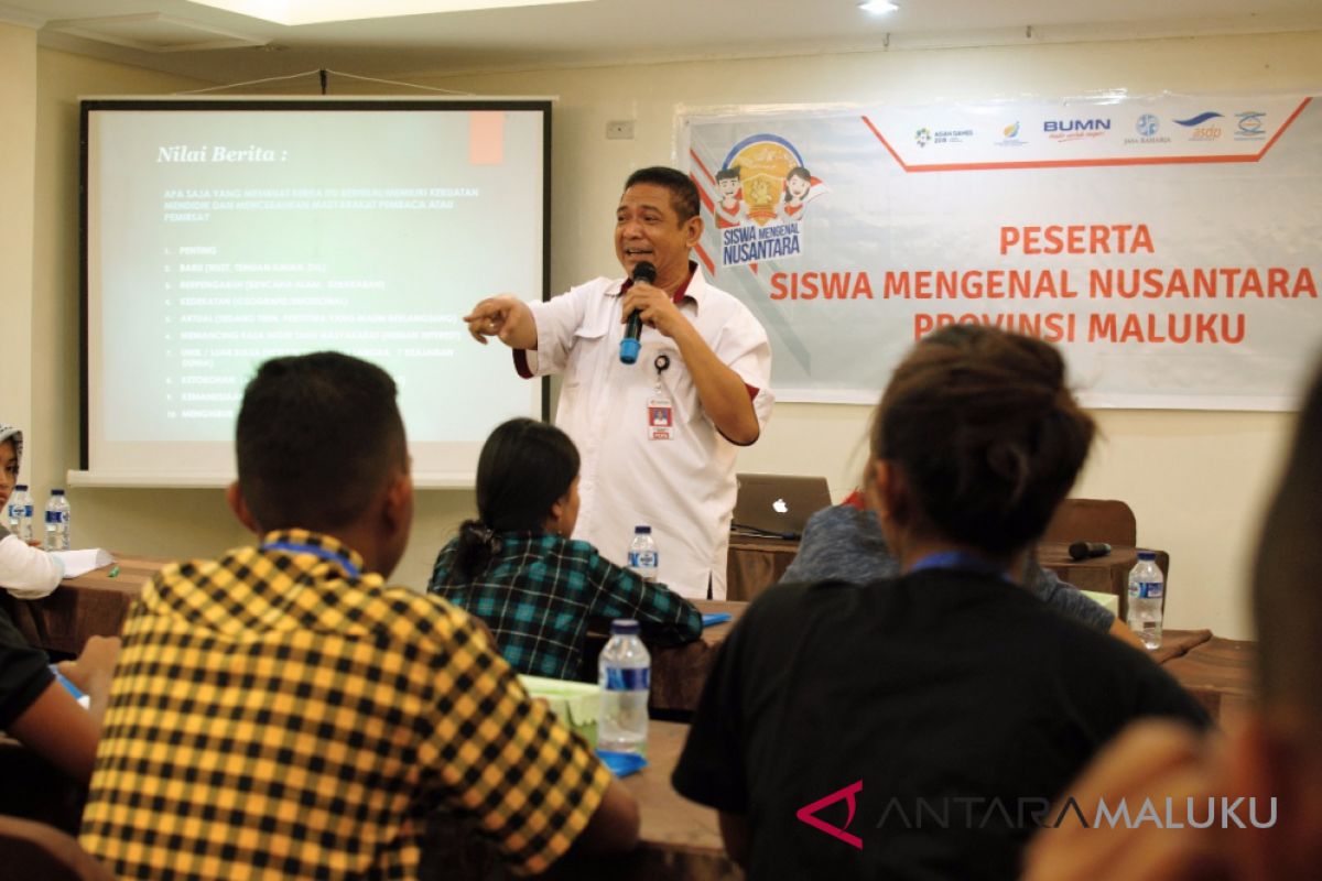 BUMN Hadir - Pengenalan jurnalistik penting bagi generasi muda