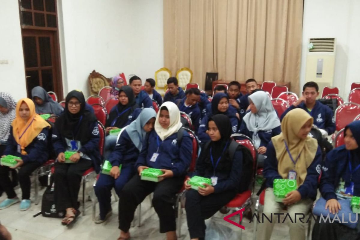 BUMN Hadir - Rombongan SMN Riau Tiba di Ambon