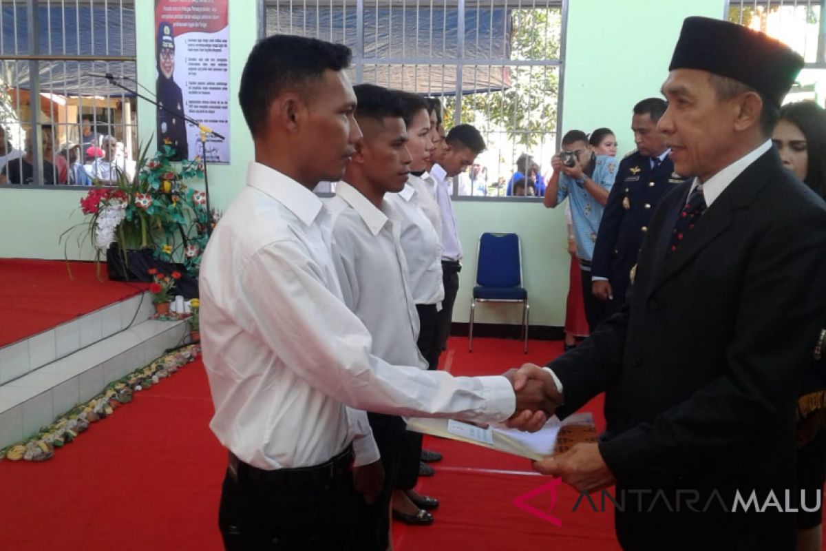 24 napi di Maluku menghirup udara bebas