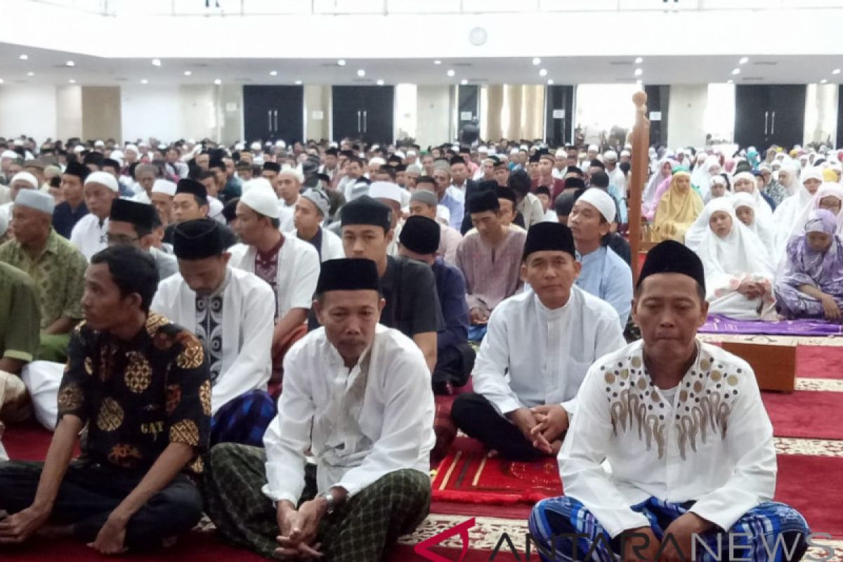 Khotib Masjid Hasyim Asyari: kembangkan kepedulian sosial