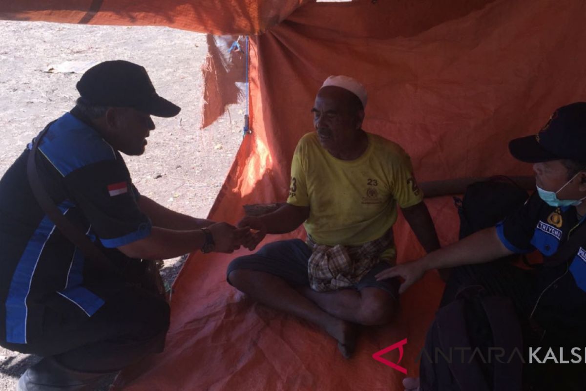 Biddokkes Polda Kalsel patroli kesehatan pengungsi di Lombok