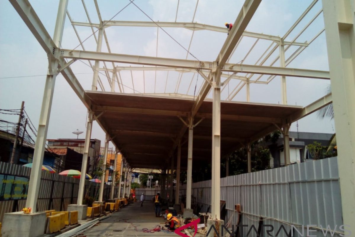 JPM Tanah Abang tengah dipasangi taman