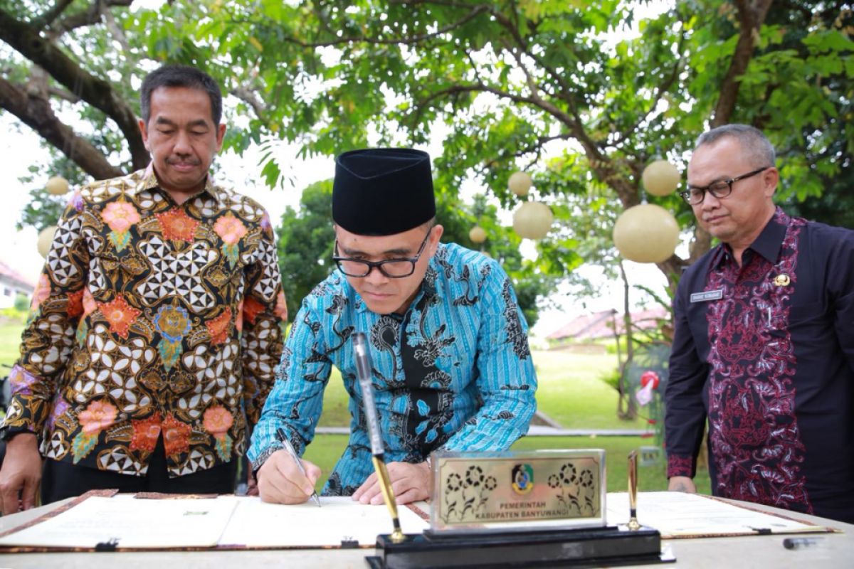 AP II dan Pemkab Banyuwangi Teken Sinergi Pengembangan Bandara