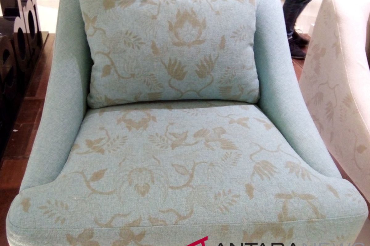 Furnitur nuansa batik sebaiknya ditempatkan di ruang tamu