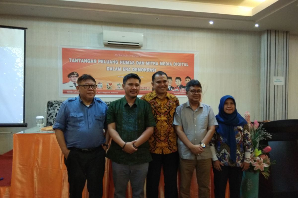 Pengamat: 40 persen informasi sampah di internet