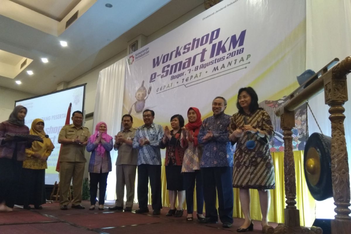 Kemenperin imbau IKM taat perizinan dan pajak