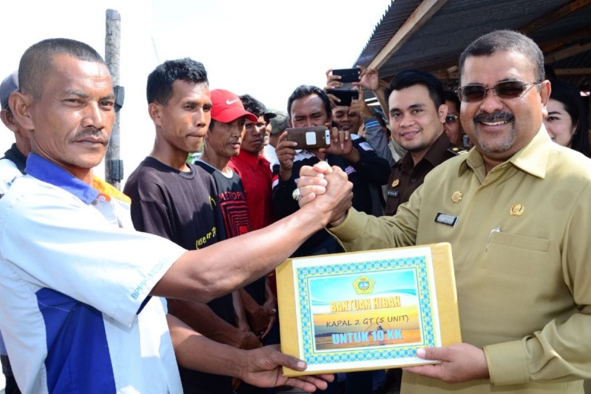 Bupati Karimun: nelayan jangan jual bantuan pemerintah