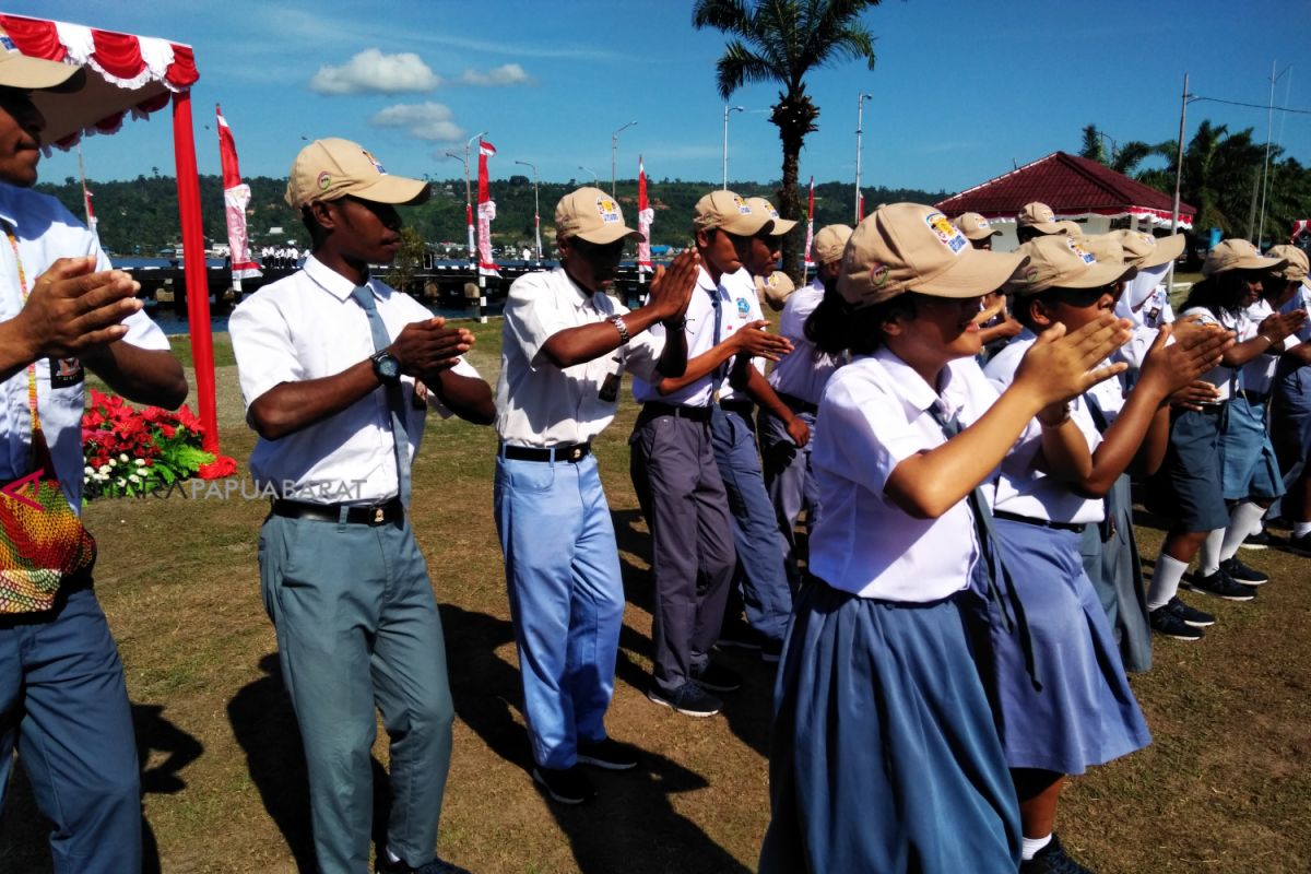 BUMN Hadir-Pelajar Papua Barat bersyukur bisa mengenal Sumut